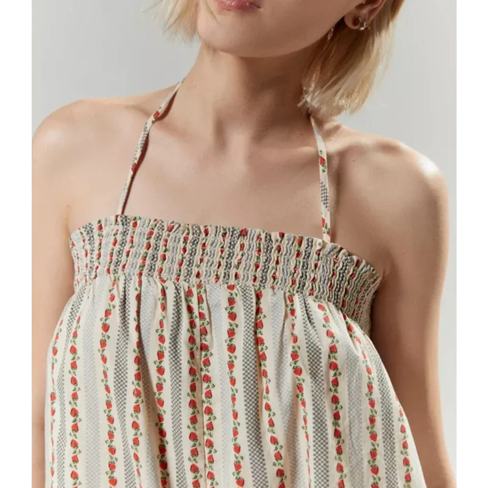 OUT FROM UNDER URBAN OUTFITTERS STRAWBERRY PJ ROMPER ONE PIECE PAJAMAS SZ M